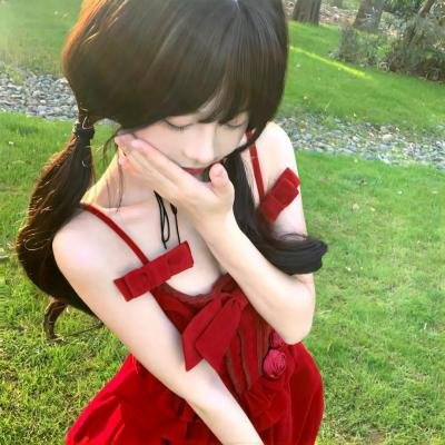 我想变成鸟，所以跳起来